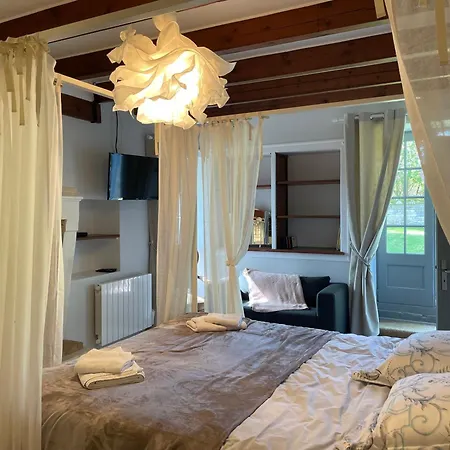Le Domaine De La Gravette Guest house *